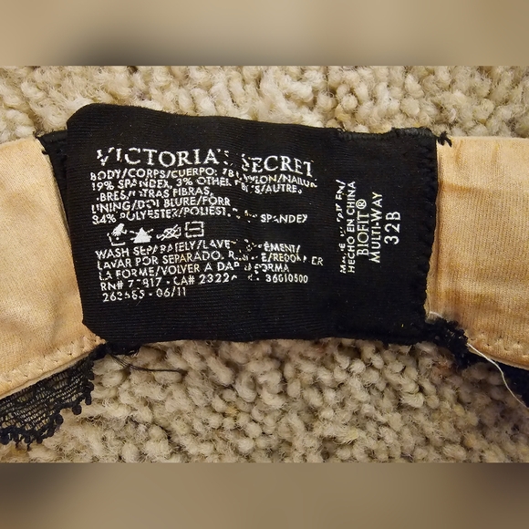 Victoria Secret Biofit Multiway Bra - Picture 4 of 4